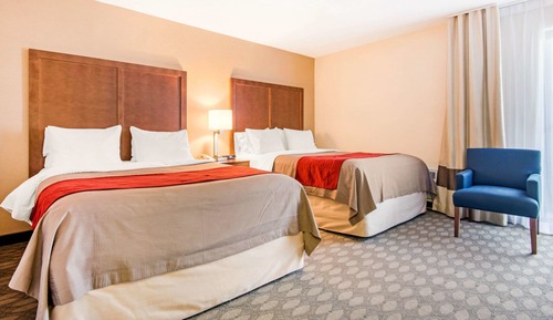 Double Room, 2 Double Beds, Non Smoking, River View