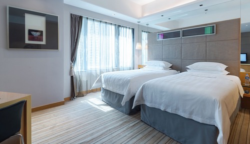 Pacific Club, Club Room, 2 Twin Beds