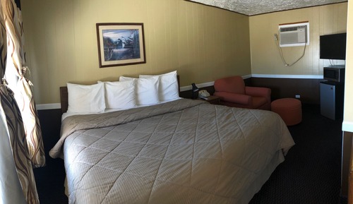 Economy Single Room, 1 King Bed