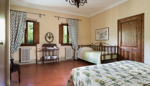 Family Apartment, 1 Bedroom, Kitchen, Garden Area