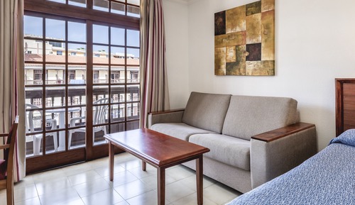 Studio, Terrace (1 adult)