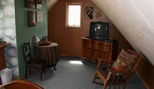 Room (Northwoods)