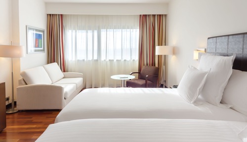 Superior Room (Familiar Use, 2 adults + 2 children)