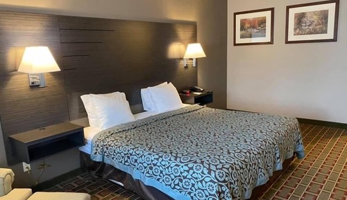 Standard Room, 1 King Bed, Non Smoking