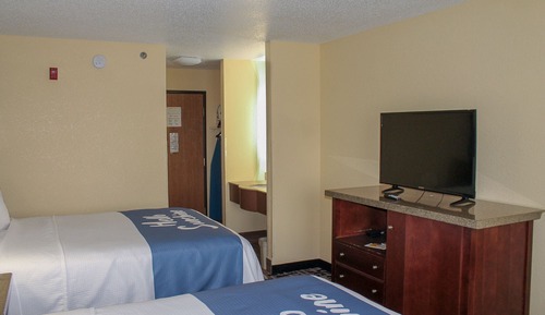Room, 2 Queen Beds, Non Smoking