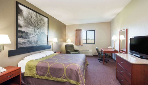 Standard Room, 1 Queen Bed