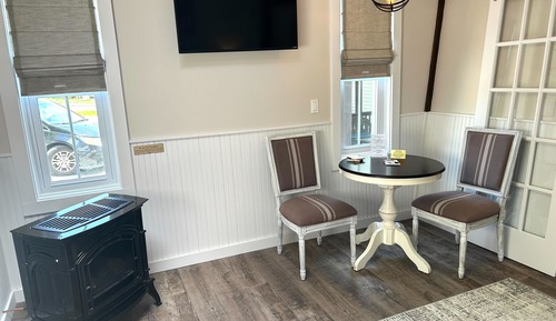 Cottage Suite