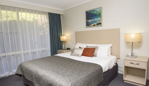 Superior Spa Suite