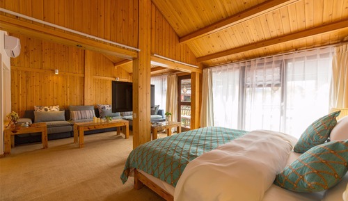 Boutique Suite With King Bed 