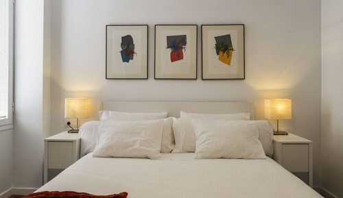  Superior One-Bedroom Apartment with City View (2 Adults)