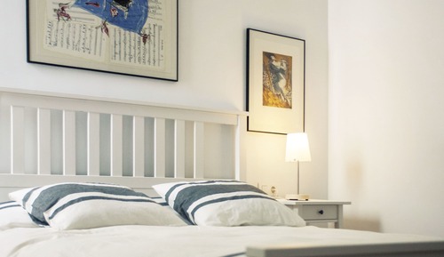 Superior One-Bedroom Apartment with City View