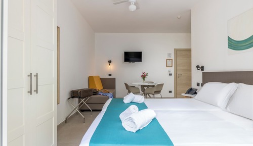 Comfort Studio, Balcony, Pool View