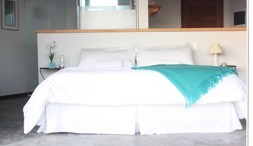 Loft, Beach View