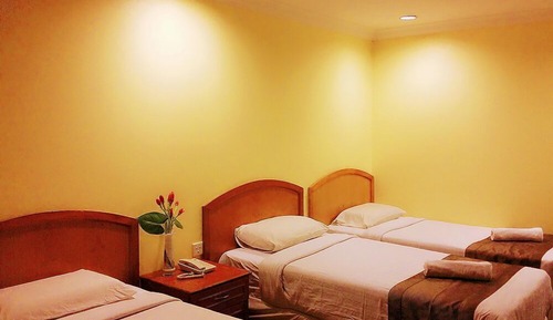 Triple Room