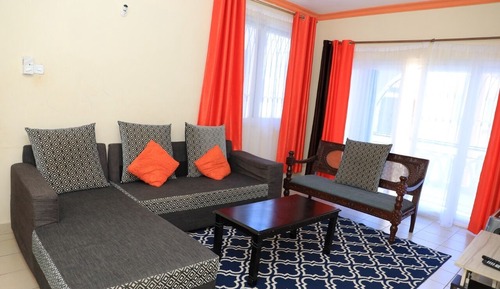 Comfort Apartment, 3 Bedrooms, Garden View