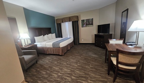 Suite, 1 King Bed