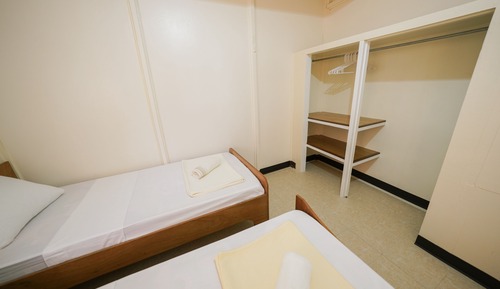 Economy House: 4 Bedrooms