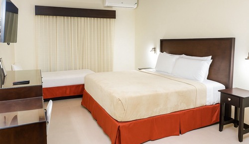 Premium Room, Multiple Beds, Refrigerator