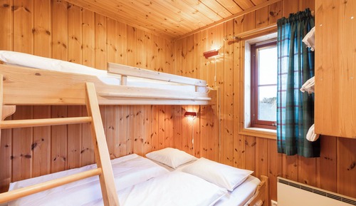 Basic Apartment, 2 Bedrooms, Mountain View