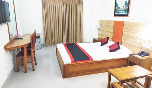 Deluxe Double Room, 1 Queen Bed, City View