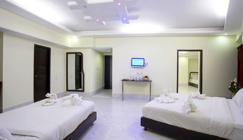 Deluxe Triple Room