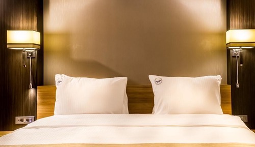 Double or Twin Room, 1 Double or 2 Twin Beds, City View