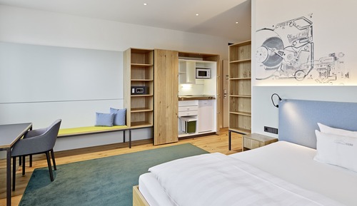 Deluxe Double or Twin Room