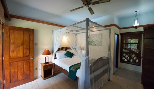 Classic Double Room (Lotus 3)