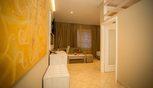 Room 305