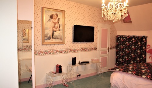 Classic Double Room, 1 Queen Bed, Courtyard View