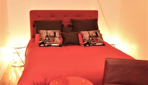 Classic Double Room, Courtyard View (Racer)