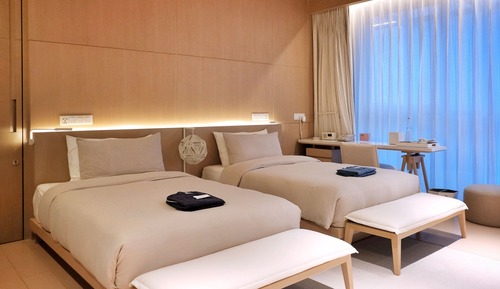  Lake-View Twin Room 