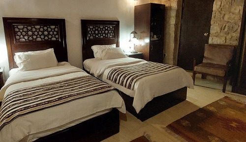 TWN- Twin Room