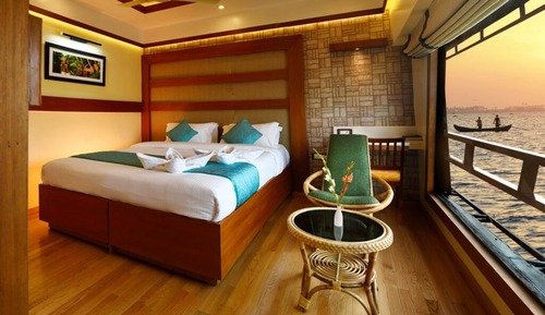 Luxury Double Room, 1 Bedroom, Lake View