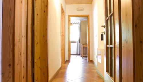 Comfort Room, 2 Bedrooms, Vineyard View