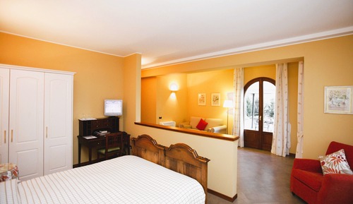 Quadruple Room, Terrace