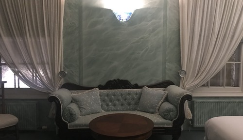 Premium Suite