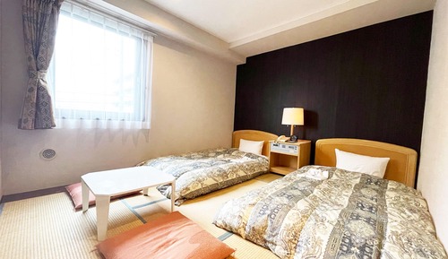 [Non-Smoking] Japanese Style Twin Room (Single Use)