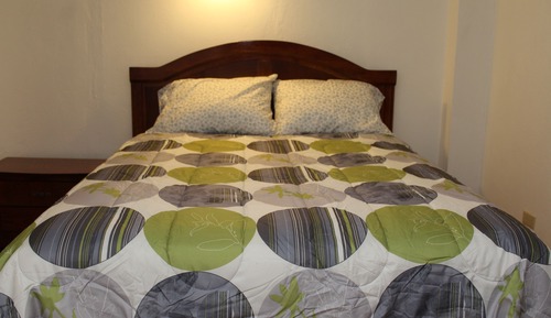 Basic Room, 1 Bedroom, Non Smoking, Courtyard View