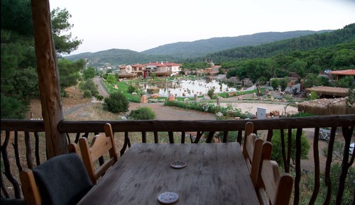 Club Tree House, 1 Queen Bed, Kitchen, Valley View