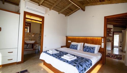 Elite Chalet, 2 Bedrooms, Non Smoking, Mountain View