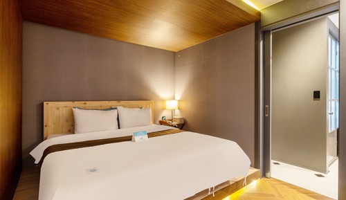 Suite, 1 King Bed
