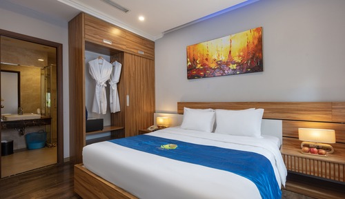 Deluxe Double Room Single Use