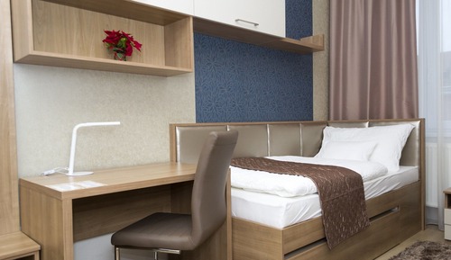 Deluxe Double Room Single Use, 2 Twin Beds, City View