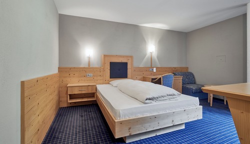 Single Room (Königanger)