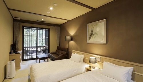 Superior Japanese Style Room B