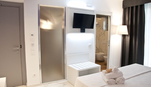 Deluxe Double Room, 1 Queen Bed, Ensuite, Sea View