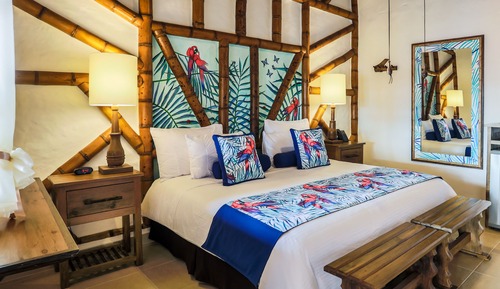 Superior Room, 1 King Bed