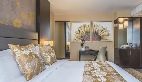 Junior Suite, 1 King Bed