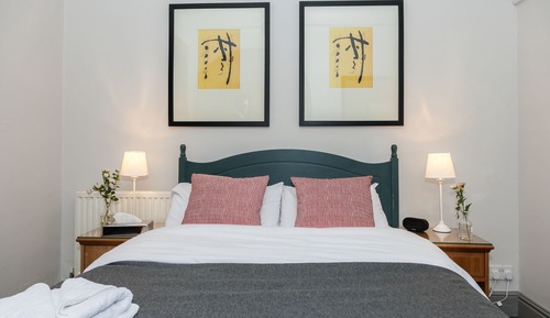 Deluxe Double Room, 1 Double Bed, Shared Bathroom